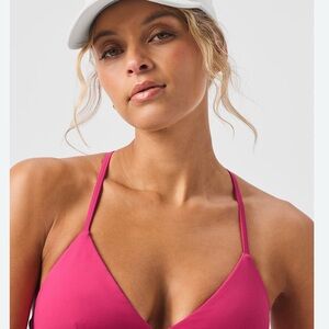 Alo Yoga pink summer crush bra